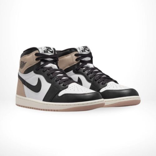 Angle view of Air Jordan 1
