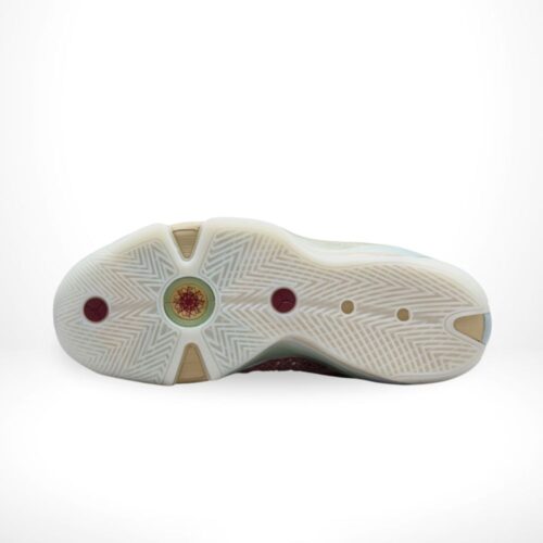 Bottom sole of Air Jordan 38