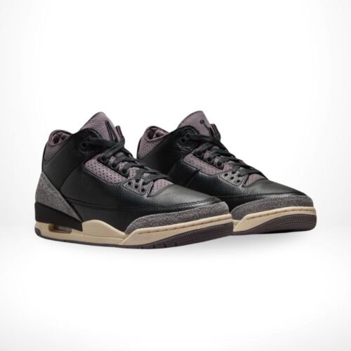 Angle view of Air Jordan 3q