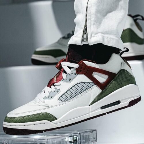Real lifestyle image of Air Jordan Spizike