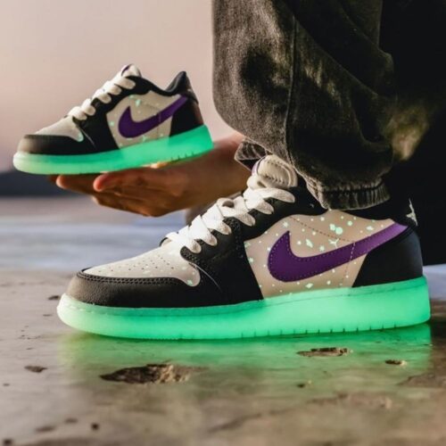 Real lifestyle image of Air Jordan 1