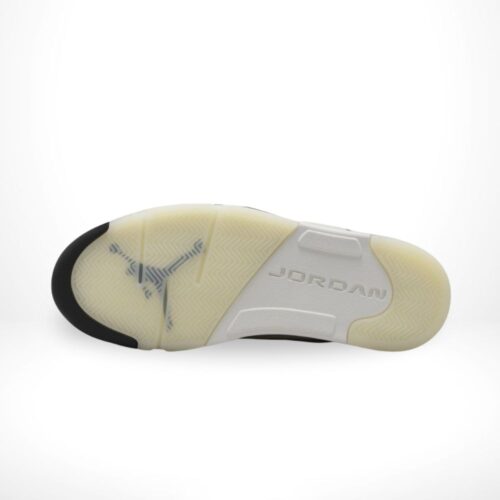 Bottom sole of Air Jordan 5