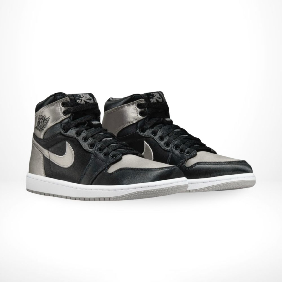 Angle view of Air Jordan 1