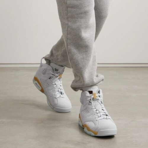 Real lifestyle image of Air Jordan 6
