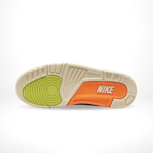 Bottom sole of Air Jordan 3