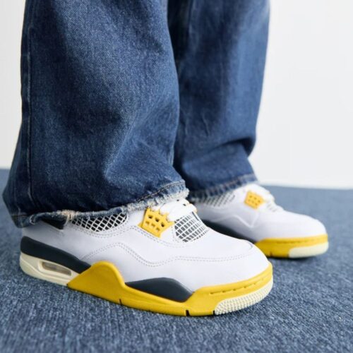 Real lifestyle image of Air Jordan 4