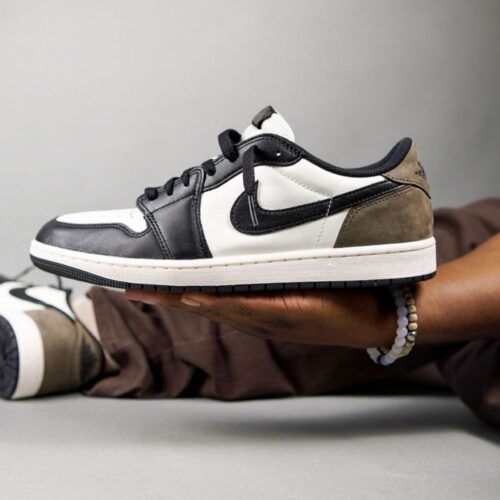 Real lifestyle image of Air Jordan 1