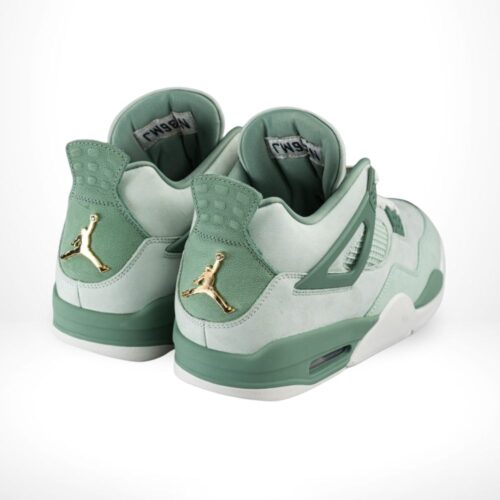 Air Jordan 4