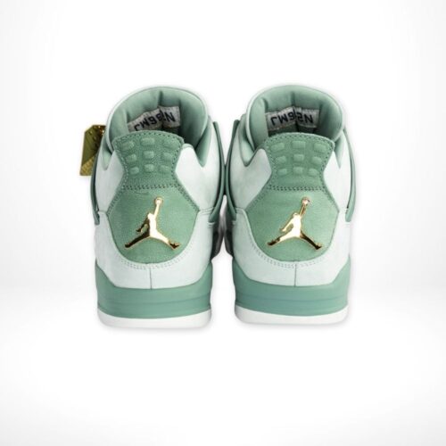 Air Jordan 4