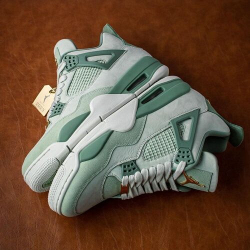 Air Jordan 4