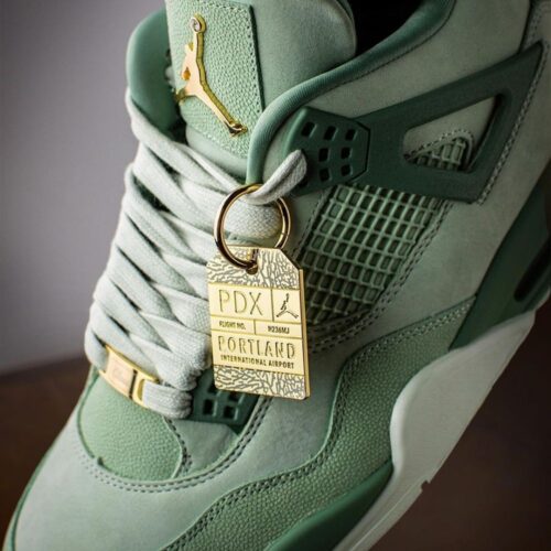Air Jordan 4