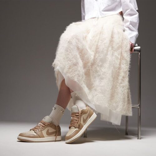 Real lifestyle image of Air Jordan 1