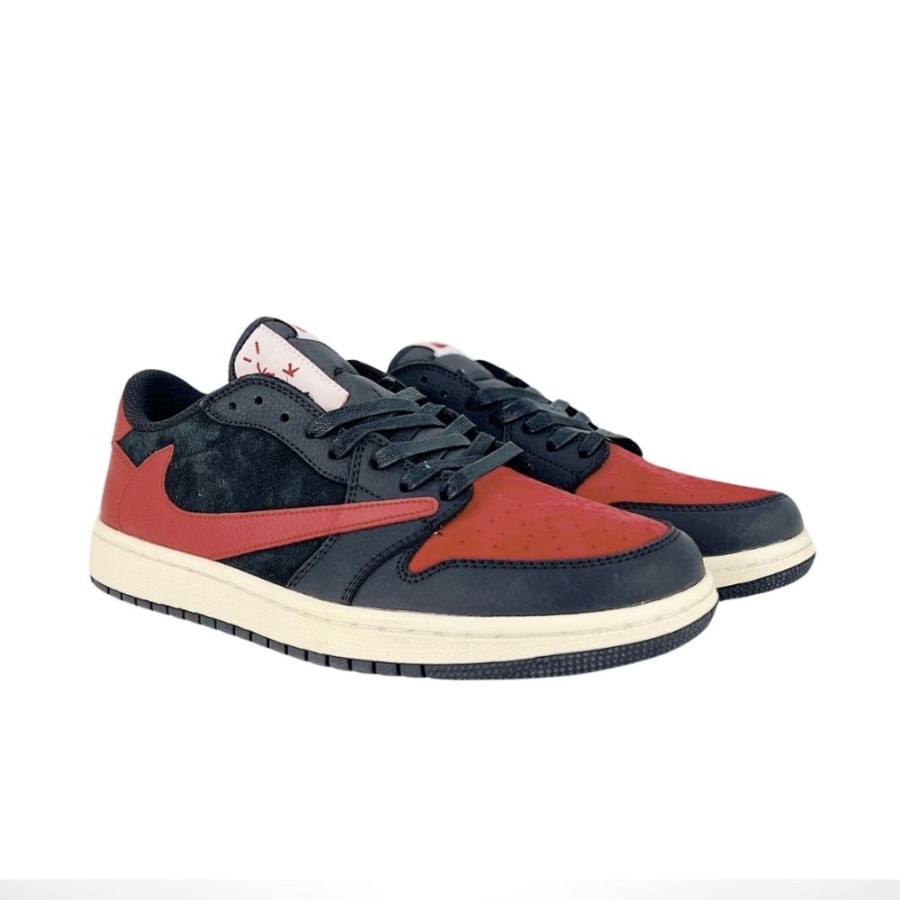 Angle view of Air Jordan 1