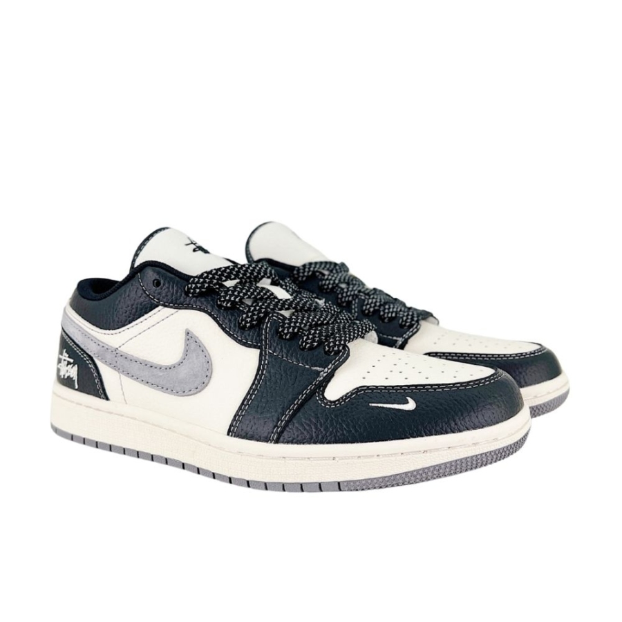 Angle view of Air Jordan 1