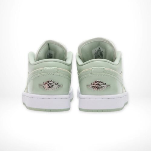 Rear view of Air Jordan 1