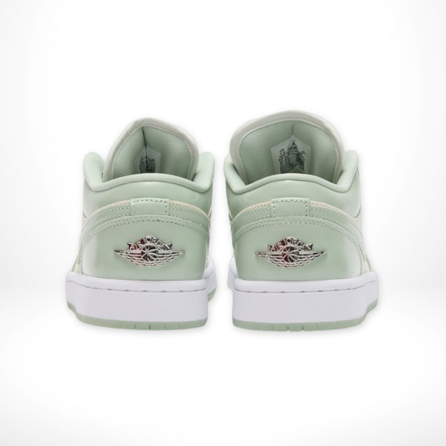 Rear view of Air Jordan 1