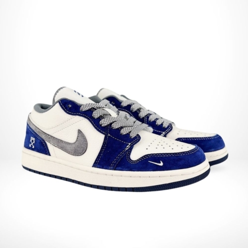 Angle view of Air Jordan 1