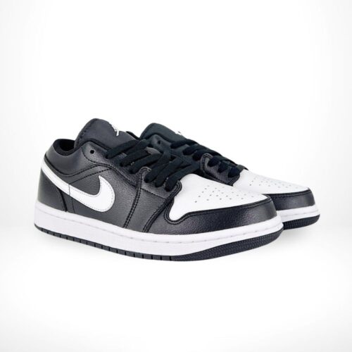 Angle view of Air Jordan 1