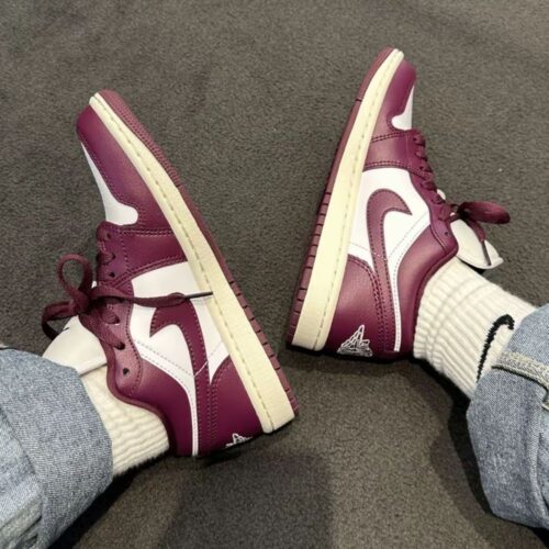 Real lifestyle image of Air Jordan 1