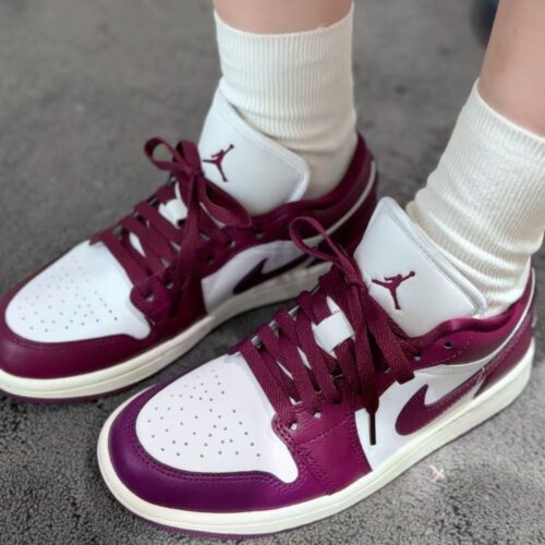Real lifestyle image of Air Jordan 1