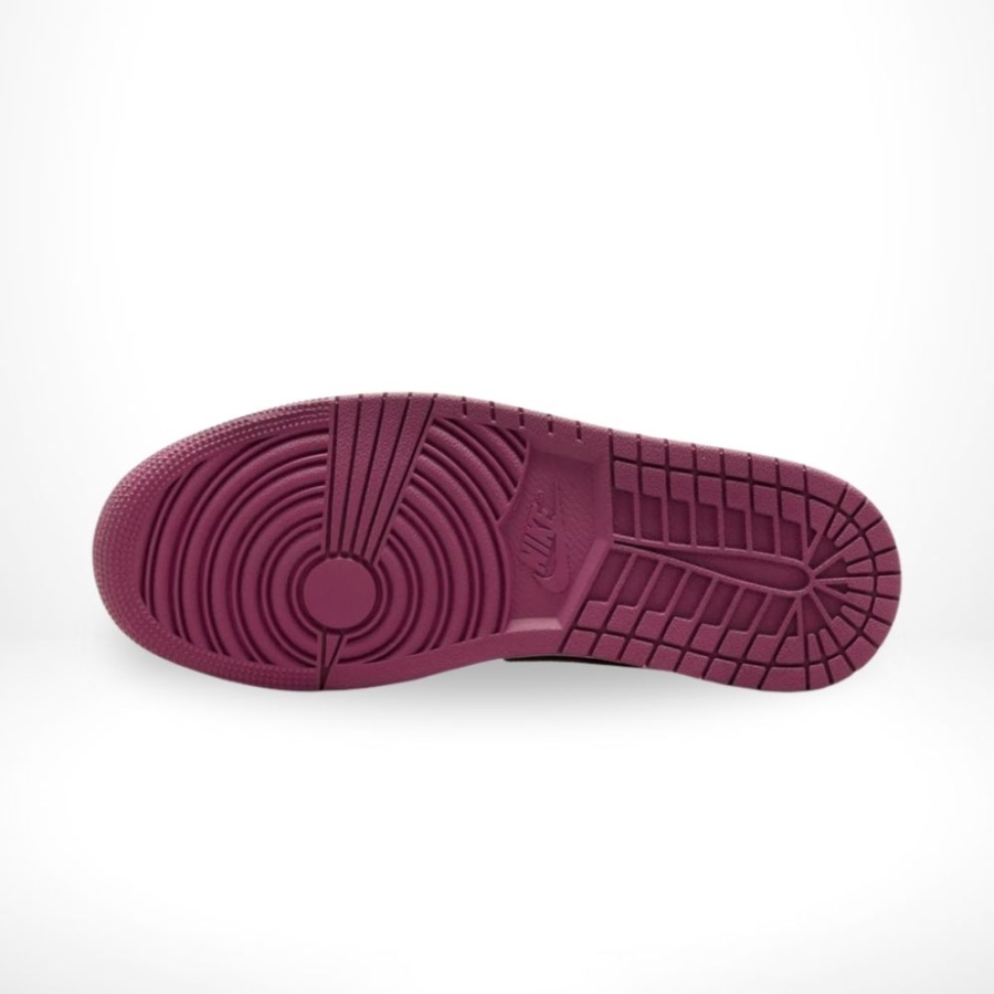 Bottom sole of Air Jordan 1