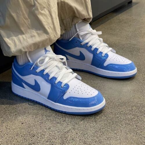 Real lifestyle image of Air Jordan 1