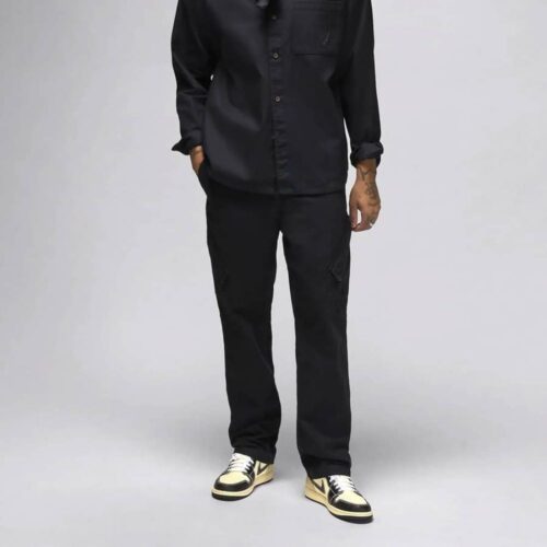 Real lifestyle image of Air Jordan 1
