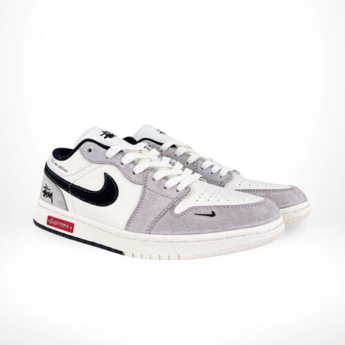 Angle view of Air Jordan 1