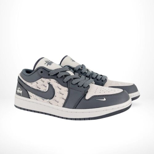 Angle view of Air Jordan 1
