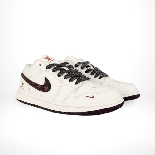 Angle view of Air Jordan 1