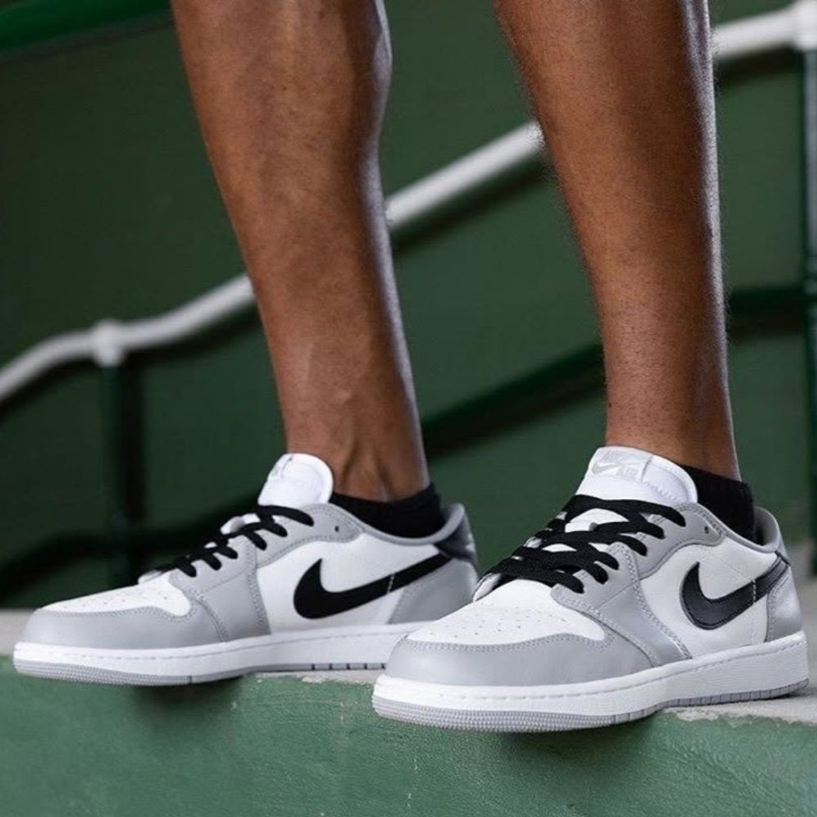 Real lifestyle image of Air Jordan 1