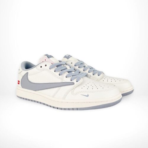Angle view of Air Jordan 1