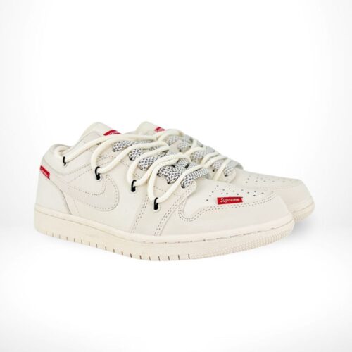 Angle view of Air Jordan 1