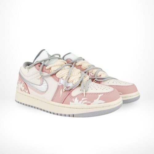Angle view of Air Jordan 1