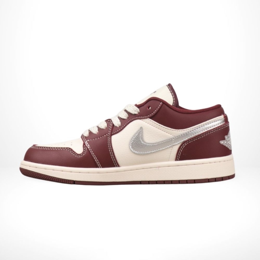 Air Jordan 1 Low x The North Face Burgundy - Image 3