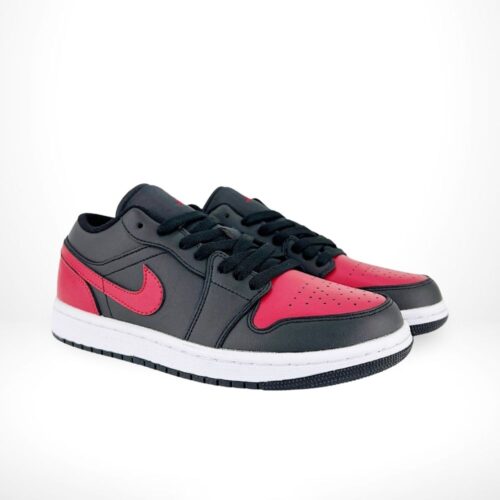 Angle view of Air Jordan 1