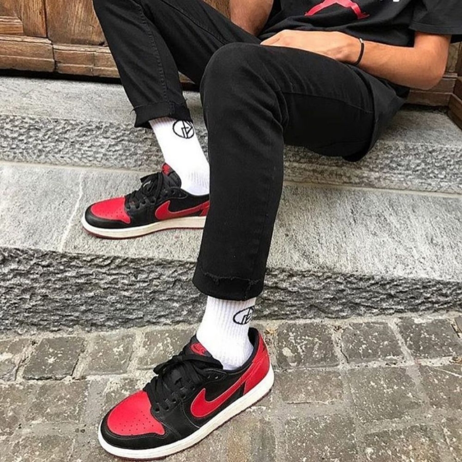 Real lifestyle image of Air Jordan 1