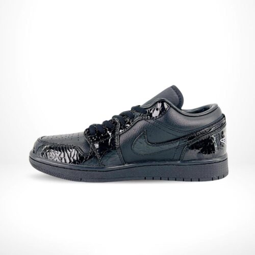 Side profile of Air Jordan 1