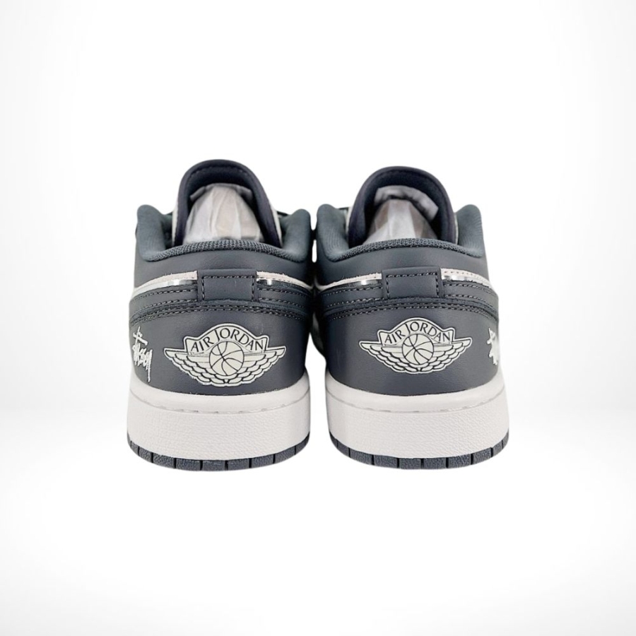 Rear view of AJ1