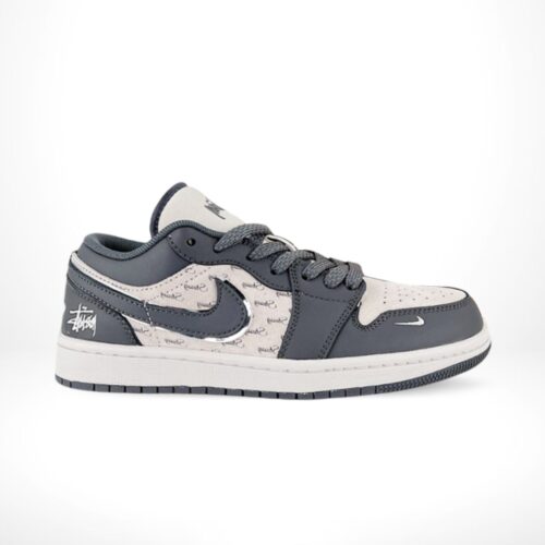 AJ1 x Stussy
