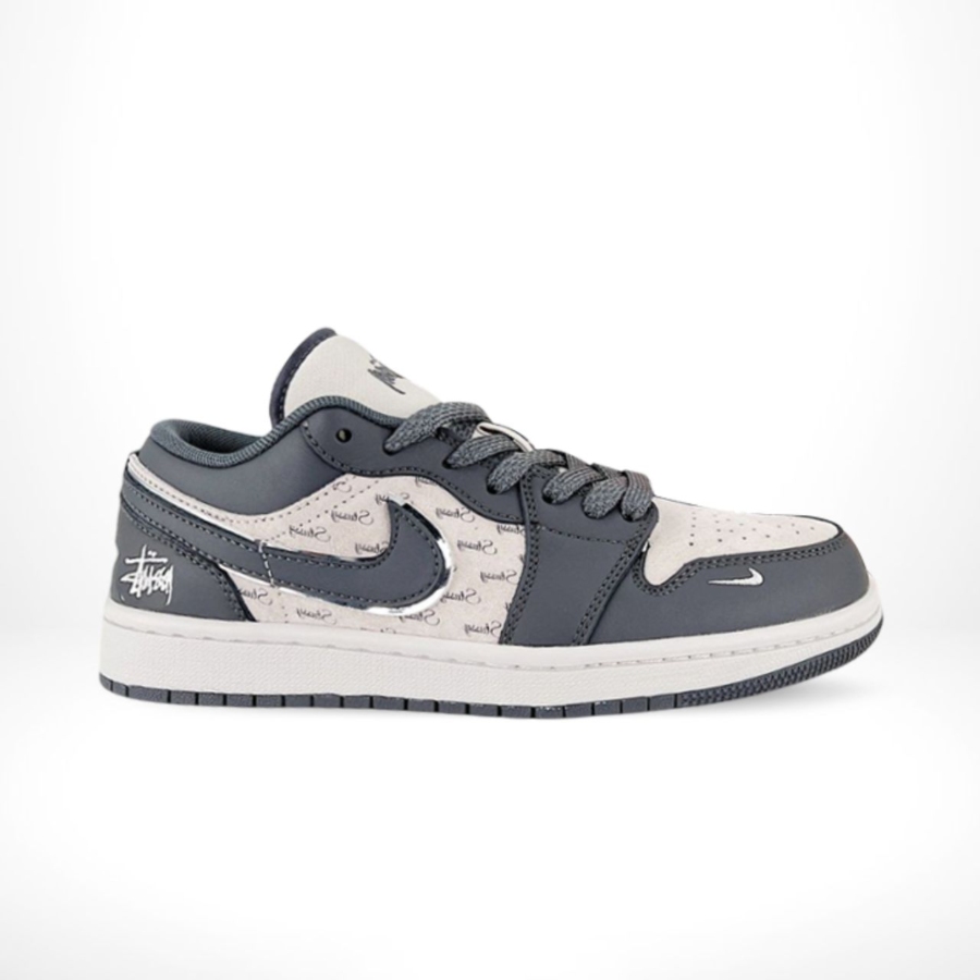 AJ1 x Stussy