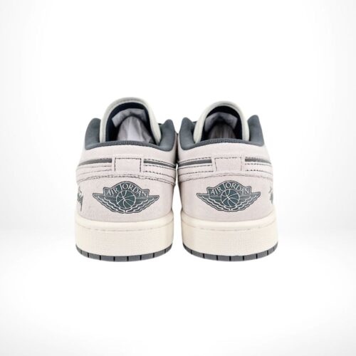 Rear view of AJ1