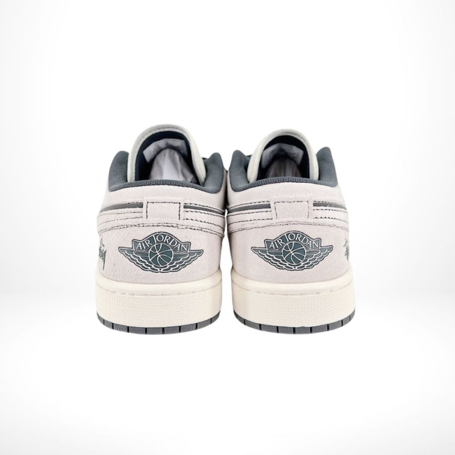 Rear view of AJ1