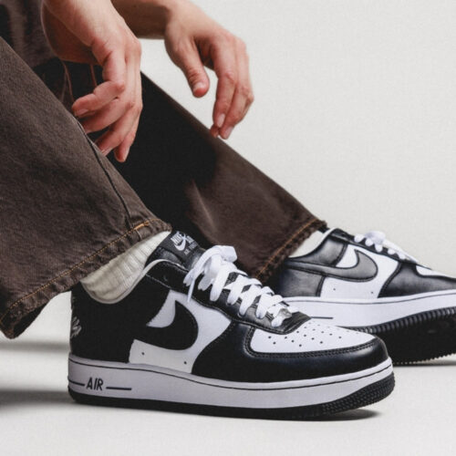 On-foot of the Air Force 1