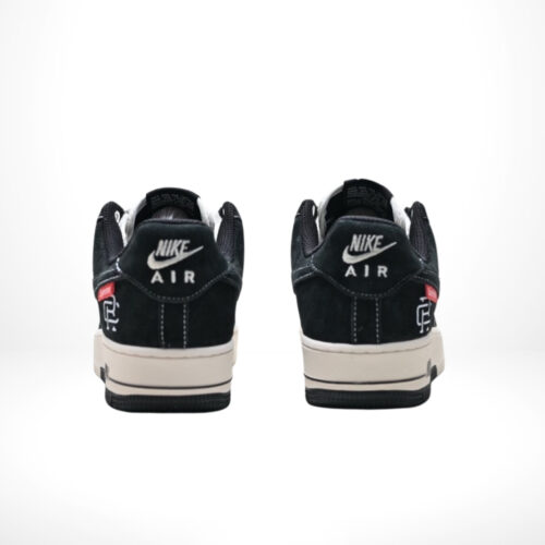 Rear view of the Air Force 1