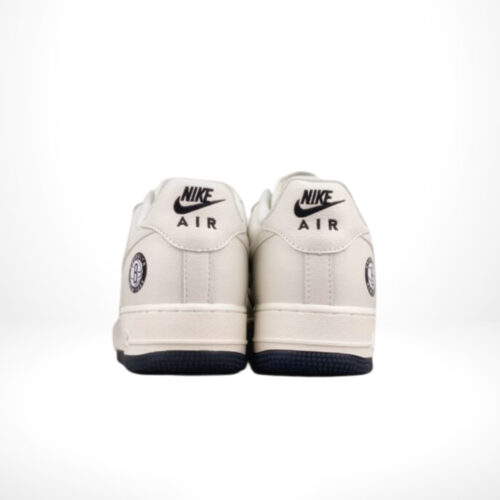 Rear view of the Air Force 1