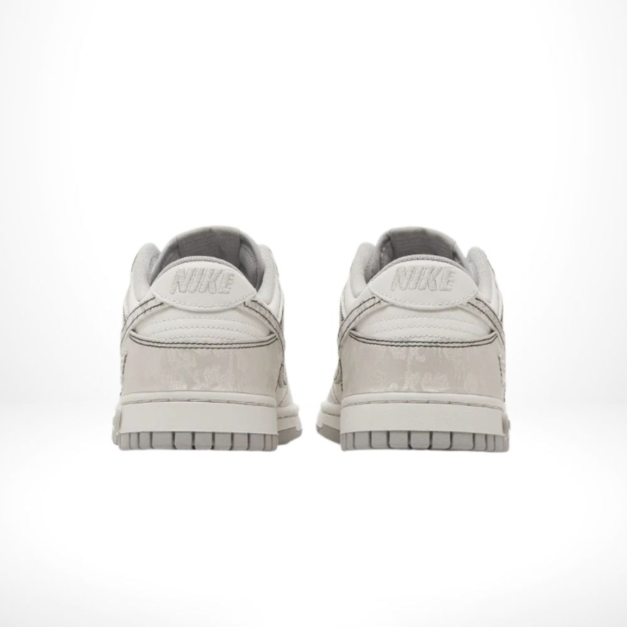 Rear view of the Air Nike Dunk Low