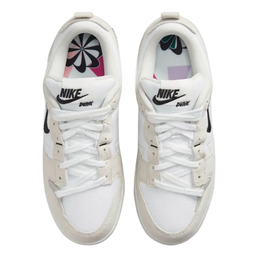 Top-down view of the Air Nike Dunk Low