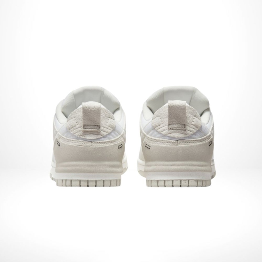 Rear view of the Air Nike Dunk Low