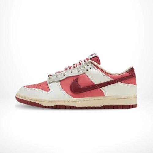 Medial side view of the Air Nike Dunk Low